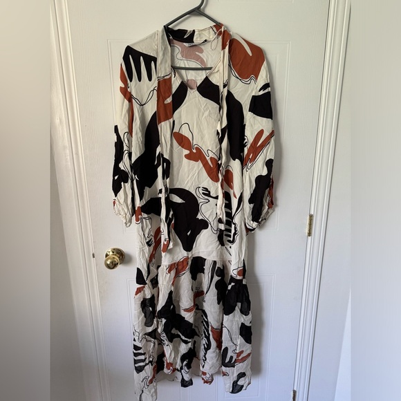 Zara abstract print midi dress size XS - Picture 2 of 9